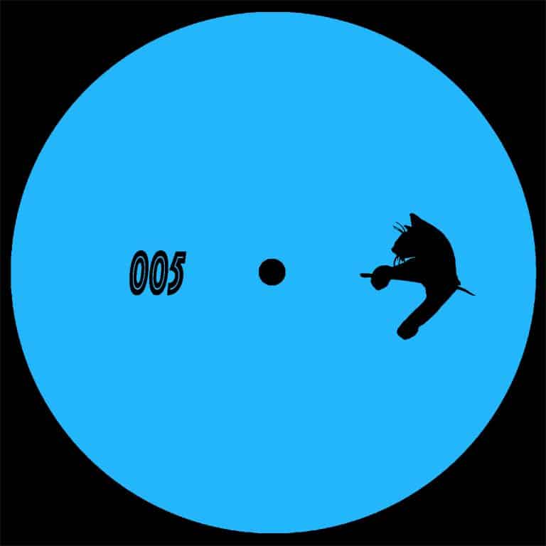 Feline Mob 005